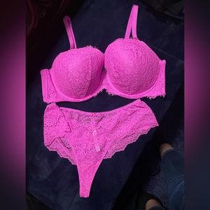 Victoria’s Secret 44d / xxl